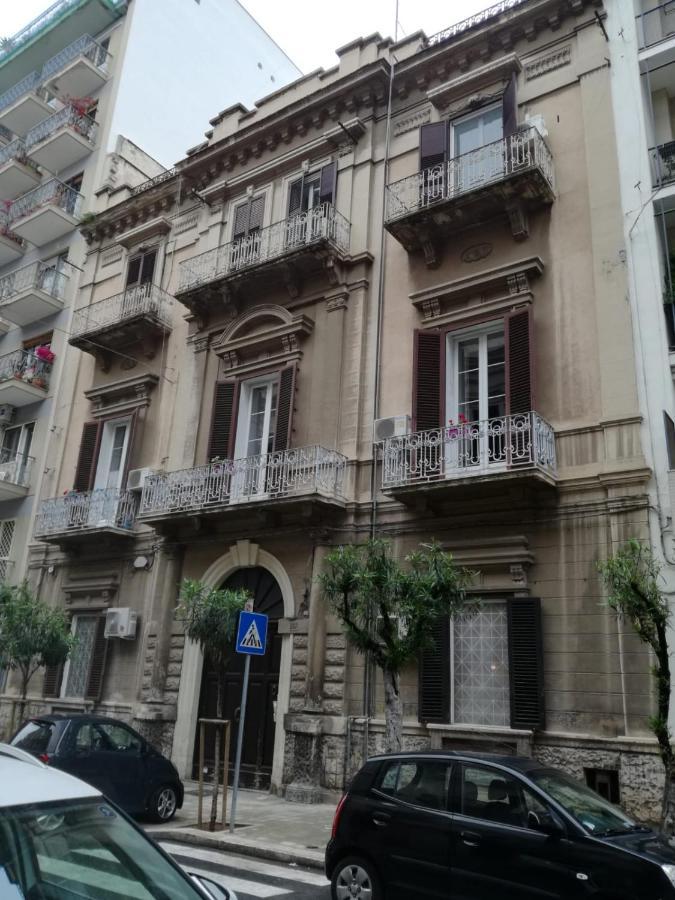 House Of Colors Daire Bari Dış mekan fotoğraf